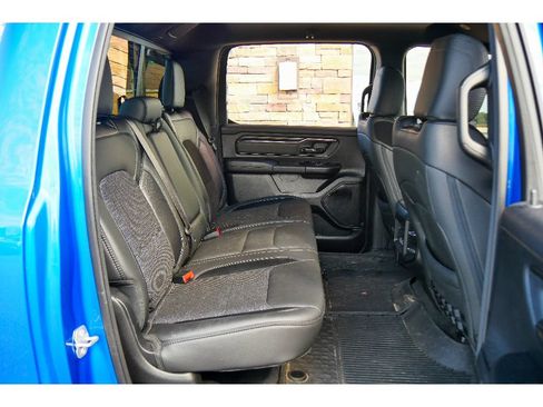 Used 2023 RAM 1500 4x4 Crew Cab image 19