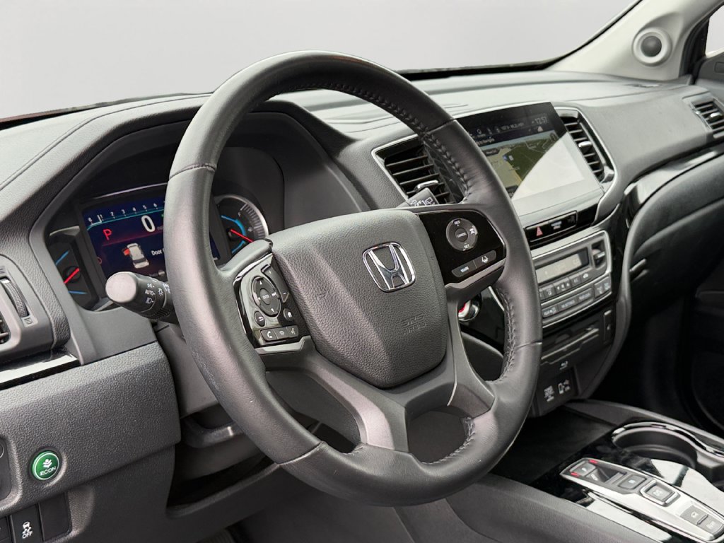 Used 2021 Honda Pilot Touring image 18