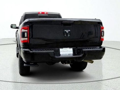 Used 2022 RAM 2500 Laramie w/ Night Edition AWD/4WD image 6