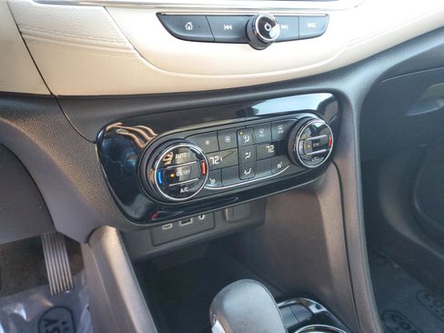 Used 2021 Buick Encore GX Select w/ Sport Touring Package image 24