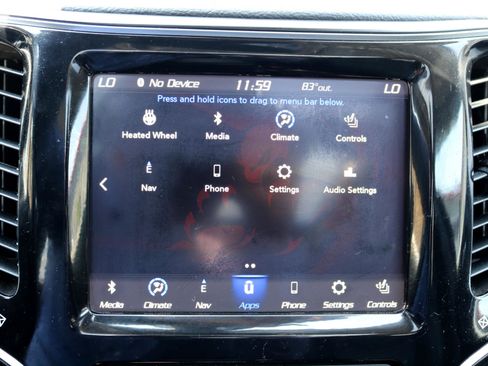 Used 2020 Jeep Cherokee Limited image 26