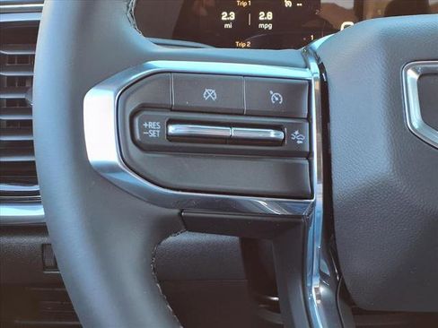 New 2026 GMC Canyon Elevation w/ Convenience Package image 11