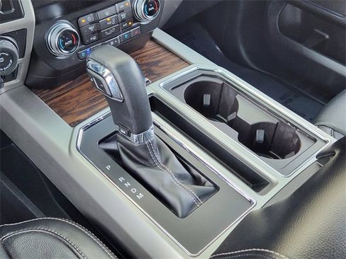 Used 2019 Ford F150 Lariat w/ Equipment Group 502A Luxury image 16