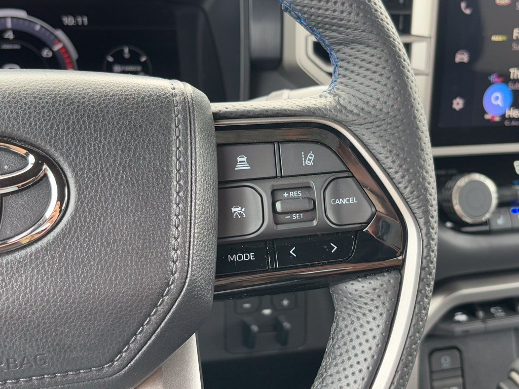 Used 2026 Toyota Tundra Platinum AWD/4WD image 19