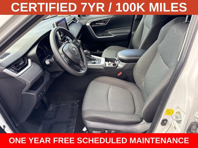 Used 2023 Toyota RAV4 AWD Hybrid image 14