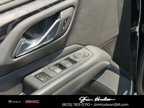 Used 2021 GMC Yukon Denali AWD/4WD image 23
