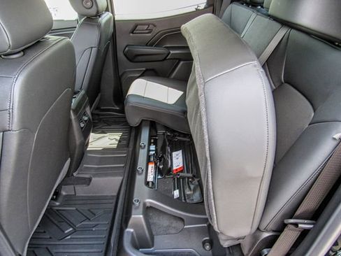 New 2025 Chevrolet Colorado Trail Boss w/ Midnight Edition image 18