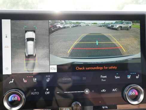 Used 2024 Lexus GX 550 w/ Accessory Package (Z1) AWD/4WD image 21