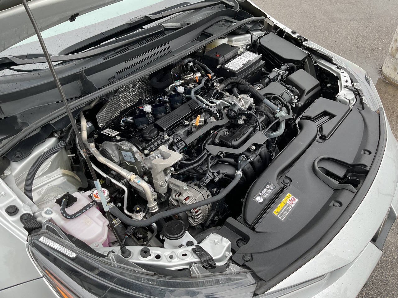Used 2025 Toyota Corolla LE FWD image 55