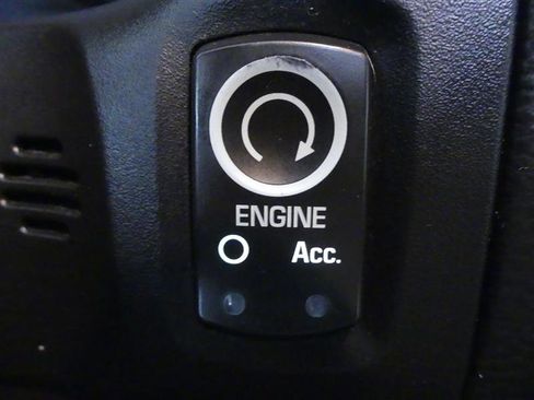 Used 2012 Chevrolet Corvette Grand Sport w/ 2LT Preferred Equipment Group image 17