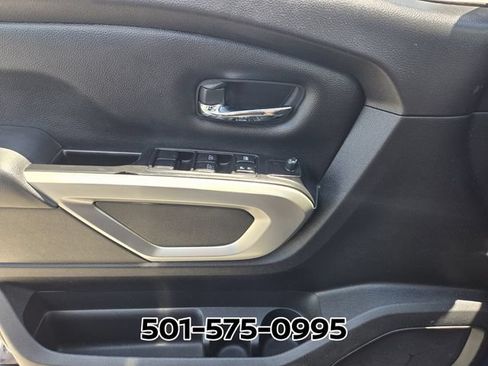 Used 2023 Nissan Titan SV RWD image 28