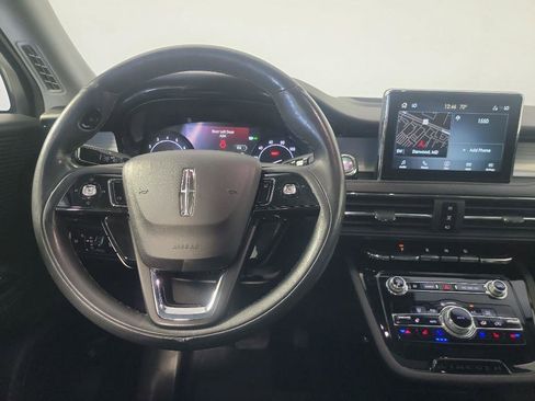 Used 2021 Lincoln Corsair AWD w/ Premium Package image 25