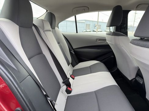 Used 2025 Toyota Corolla Hybrid Sedan image 30