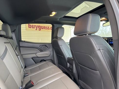 Used 2024 Chevrolet Colorado ZR2 w/ ZR2 Convenience Package III image 30