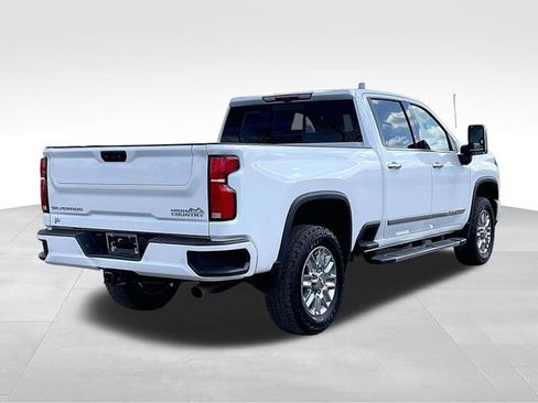 Certified 2024 Chevrolet Silverado 2500 High Country w/ High Country Premium Package AWD/4WD image 13