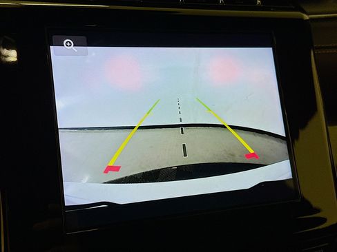 Used 2023 Jeep Grand Cherokee L Laredo image 22