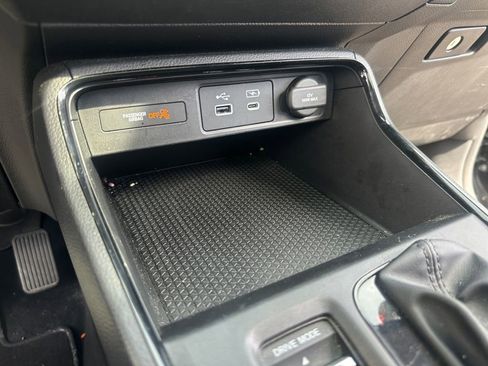 Certified 2025 Honda CR-V EX image 19