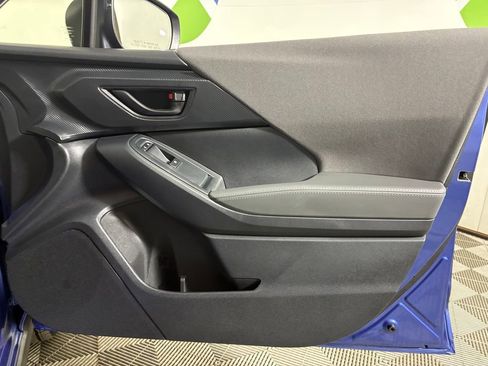 Certified 2025 Subaru Crosstrek 2.0i Premium image 32