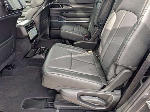 New 2026 Jeep Grand Wagoneer L Summit image 26