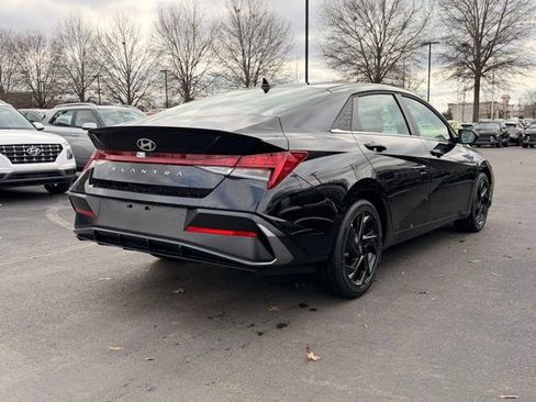New 2026 Hyundai Elantra Sport FWD image 7