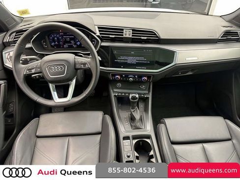 Certified 2025 Audi Q3 2.0T Premium w/ Convenience Package image 15