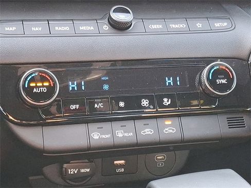 Certified 2025 Hyundai Elantra SEL w/ Cargo Package image 13