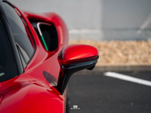 Used 2025 Ferrari SF90 Spider AWD/4WD image 18