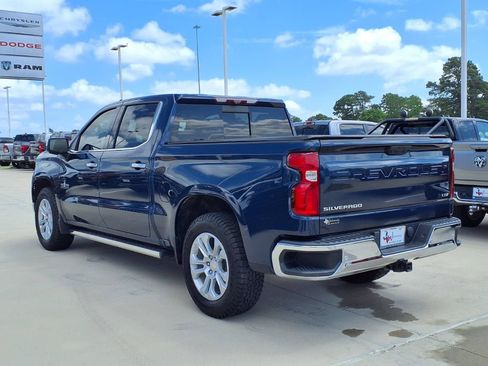 Used 2023 Chevrolet Silverado 1500 LTZ w/ LTZ Premium Package RWD image 2