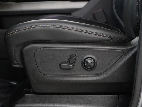 Used 2019 RAM 1500 Sport w/ Bed Utility Group image 23