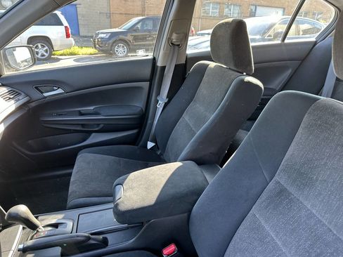 Used 2009 Honda Accord LX image 5