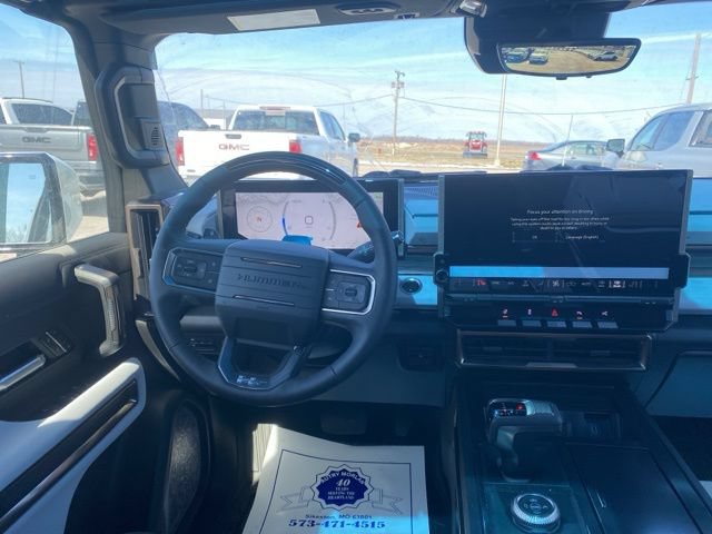 New 2025 GMC Hummer EV 2X w/ LPO, Roof Cross Rail Package AWD/4WD image 14