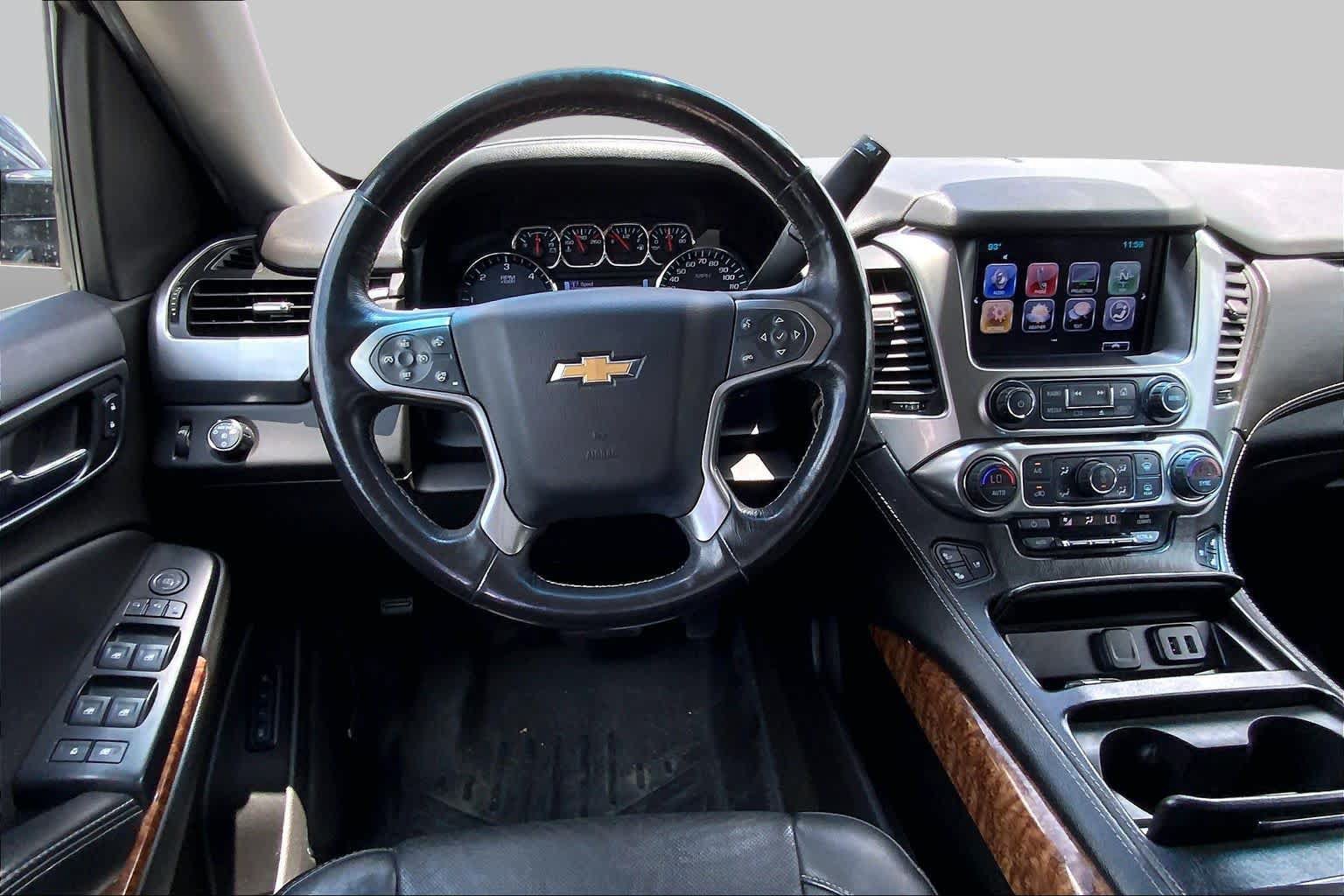 Used 2018 Chevrolet Suburban Premier RWD image 6