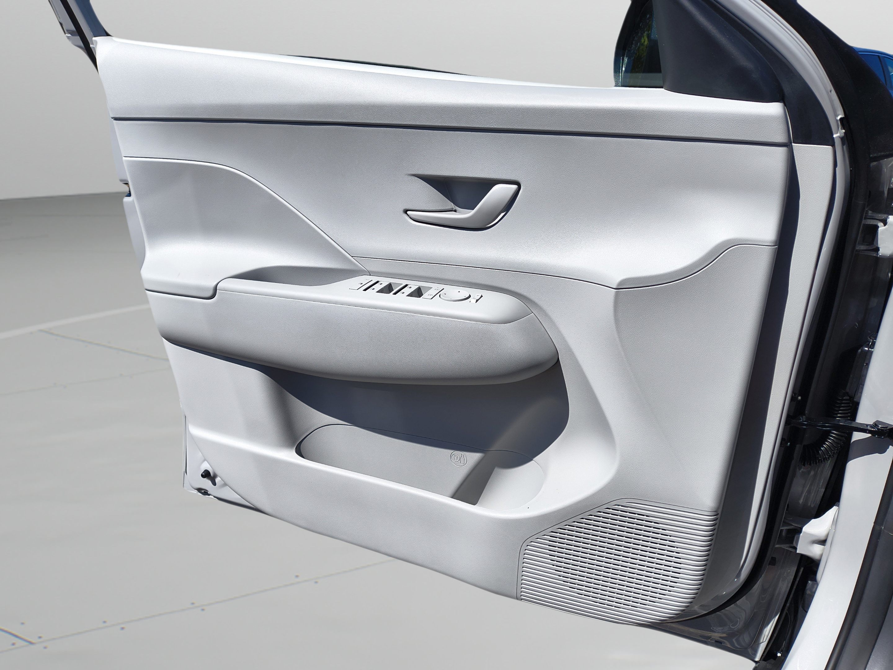 New 2027 Hyundai Kona SEL Sport FWD image 20