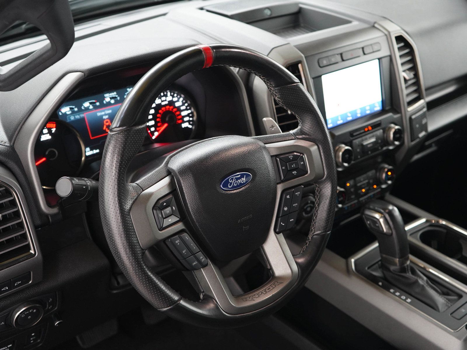 Used 2020 Ford F150 Raptor w/ Equipment Group 802A Luxury AWD/4WD image 19