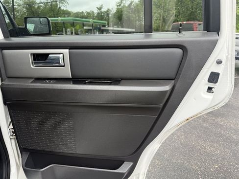 Used 2013 Ford Expedition Limited AWD/4WD image 48