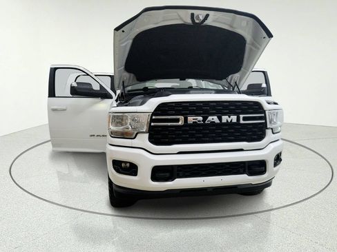 Used 2022 RAM 2500 Big Horn w/ Level A Equipment Group AWD/4WD image 9