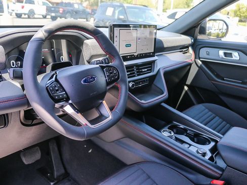 New 2026 Ford Explorer ST-Line w/ ST-Line Street Pack RWD image 27