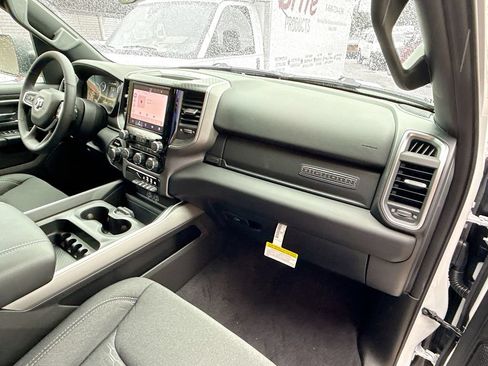New 2026 RAM 1500 Big Horn w/ Night Edition AWD/4WD image 31