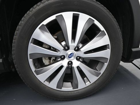 Used 2019 Subaru Ascent Touring AWD/4WD image 11