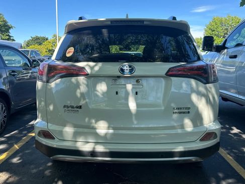 Used 2018 Toyota RAV4 Limited w/ Advanced Technology Package AWD/4WD image 5