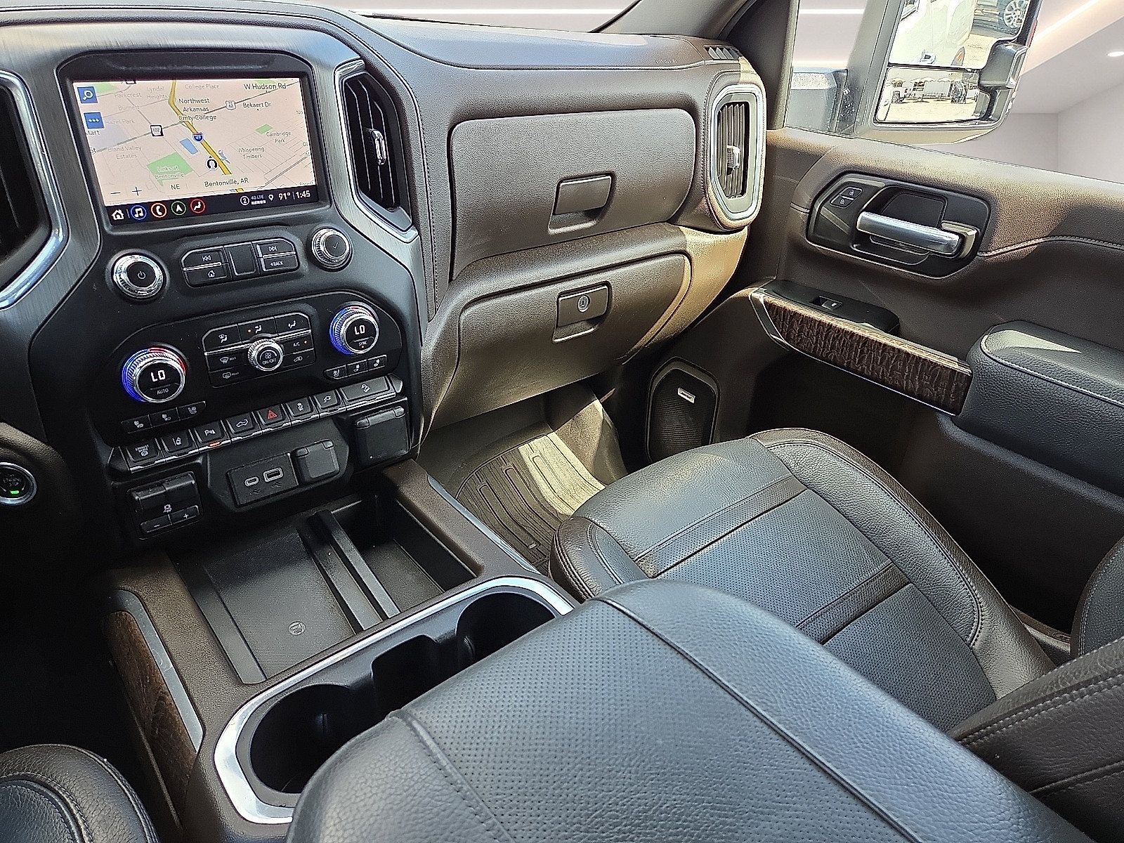 Used 2023 GMC Sierra 3500 Denali AWD/4WD image 12