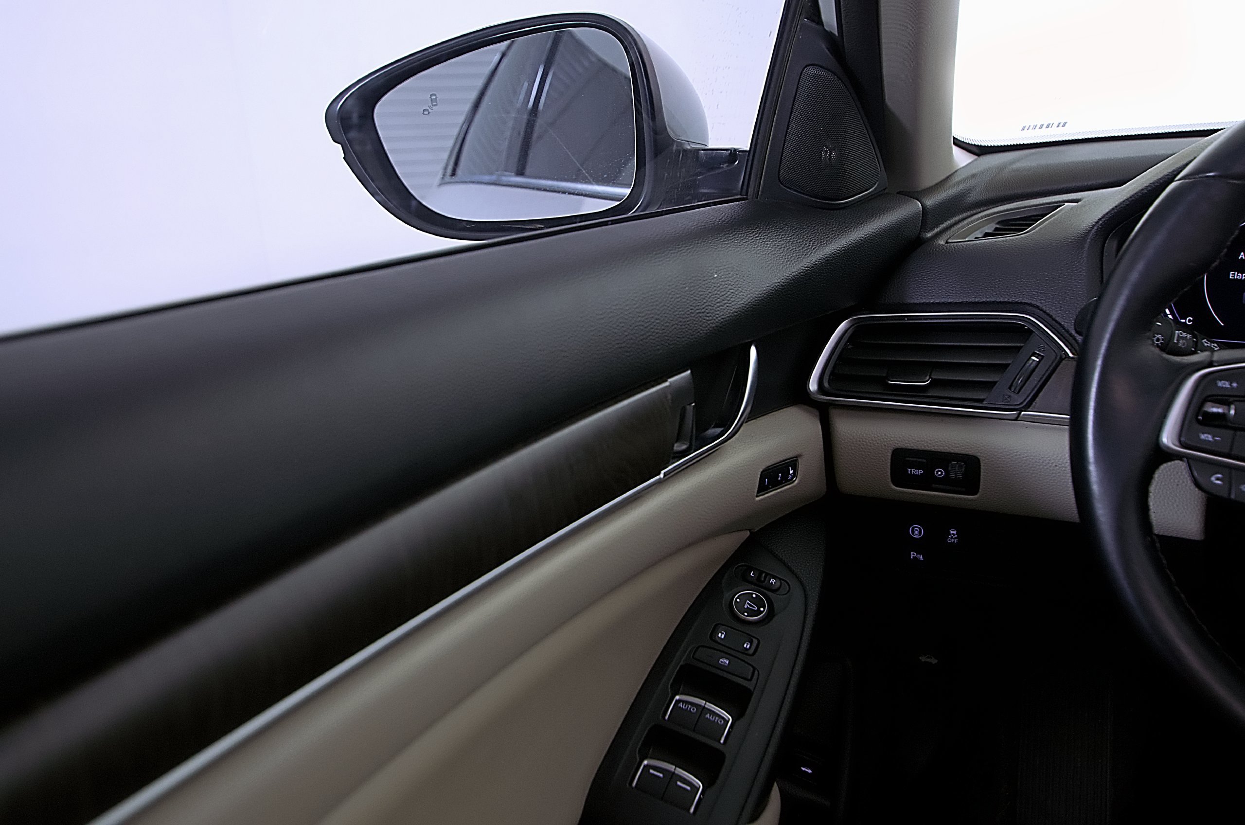 Used 2018 Honda Accord EX-L image 19