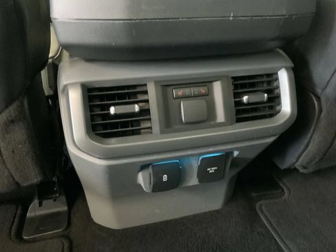 Used 2021 Ford F150 Lariat w/ Equipment Group 502A High AWD/4WD image 23