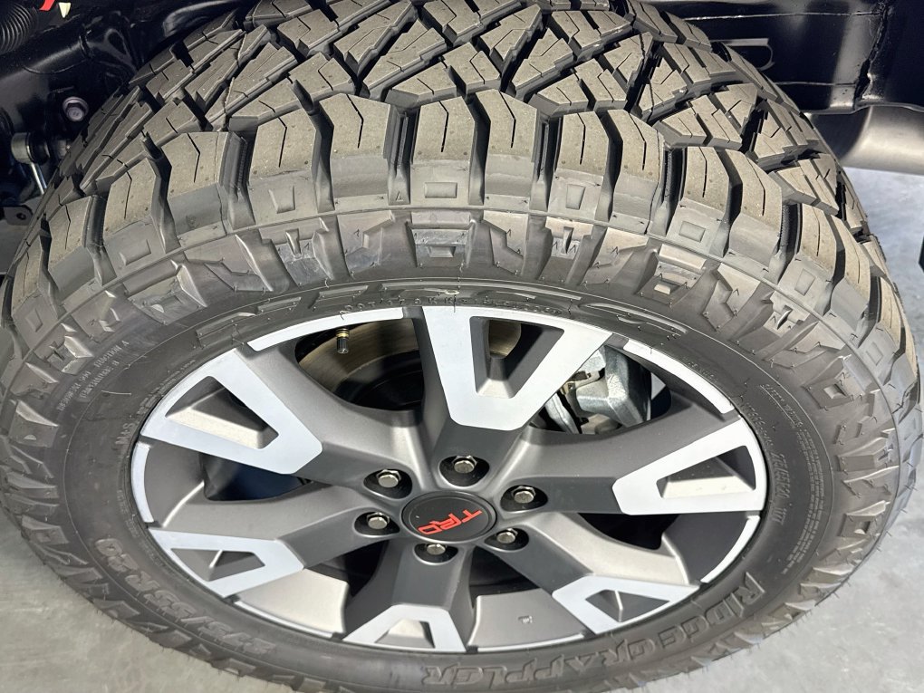 Used 2026 Toyota 4Runner TRD Sport Premium AWD/4WD image 32