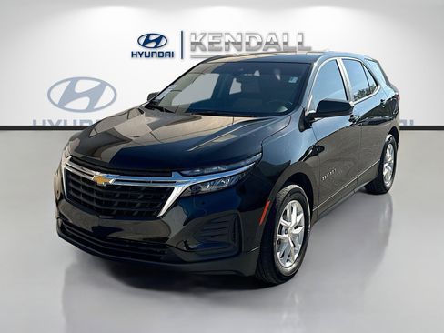 Used 2024 Chevrolet Equinox LS image 3