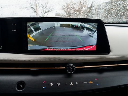 Certified 2024 Nissan Ariya AWD image 14