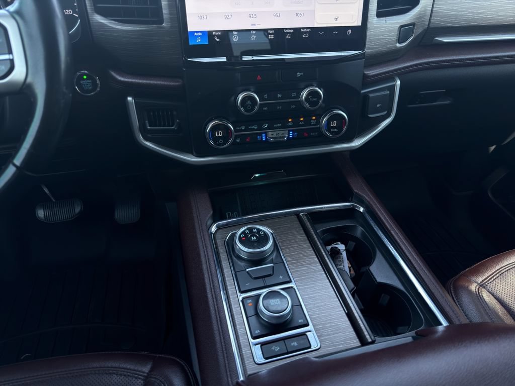 Used 2022 Ford Expedition Limited AWD/4WD image 15