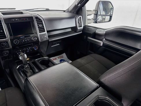 Used 2016 Ford F150 XLT w/ Equipment Group 302A Luxury AWD/4WD image 22