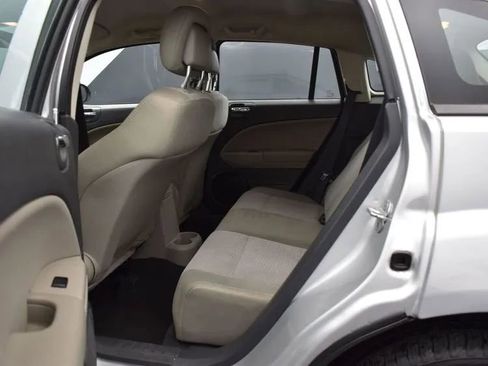 Used 2011 Dodge Caliber Mainstreet image 15