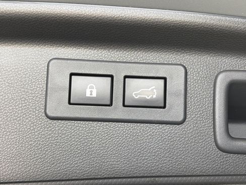 Used 2019 Subaru Forester Limited AWD/4WD image 15